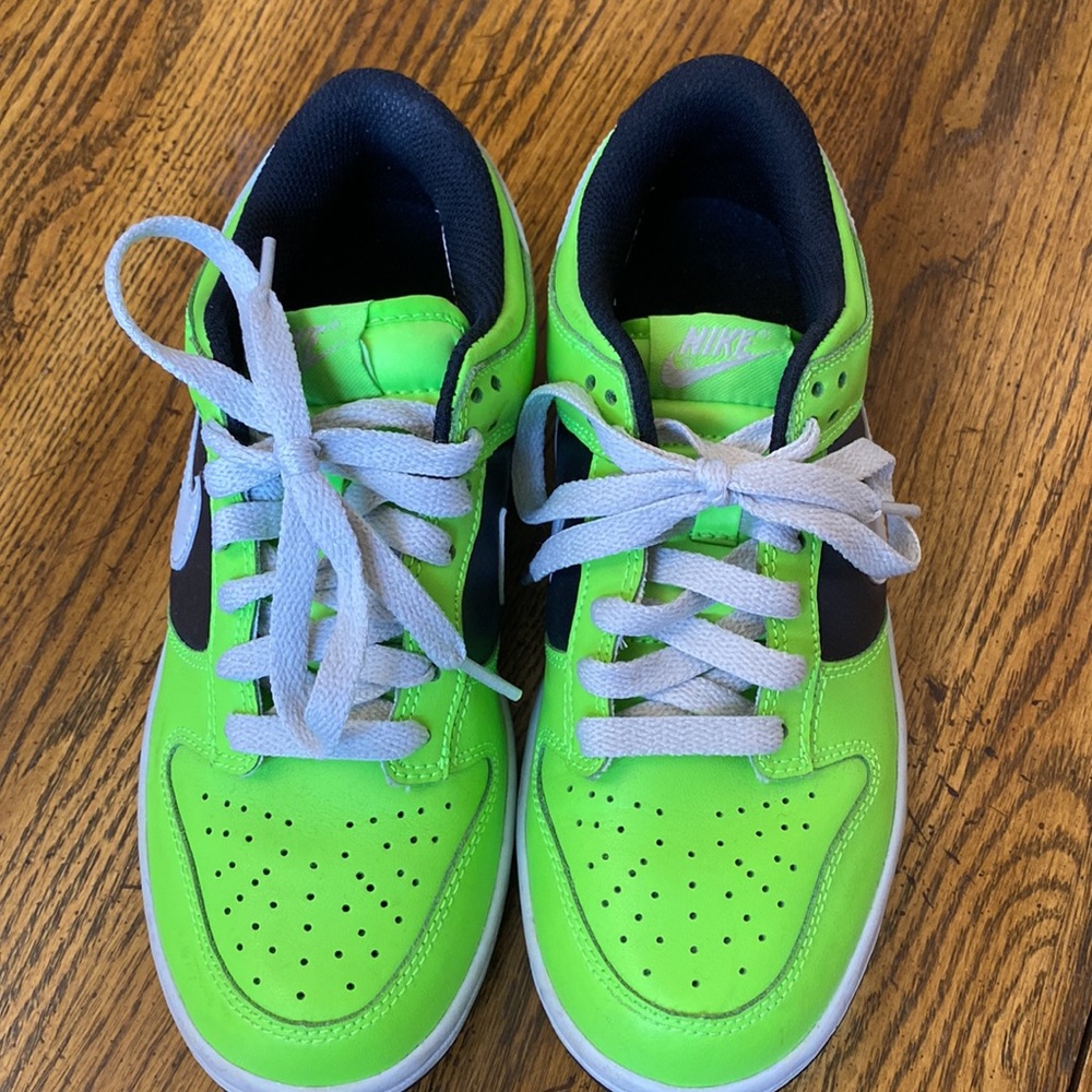 Nike Dunks - Picture 8 of 11